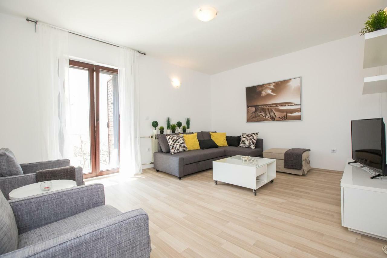 Apartment Macan Cavtat Exterior photo